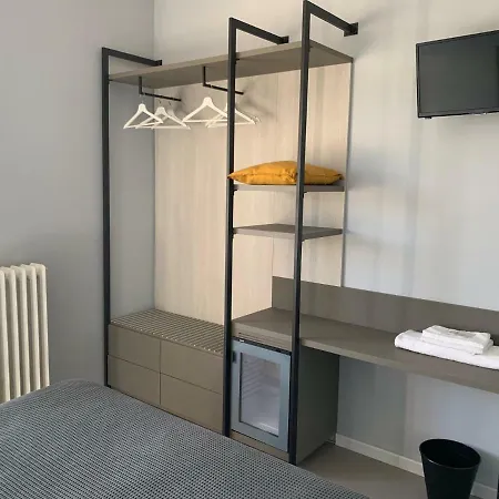 Della Posta Mini-hôtel *
