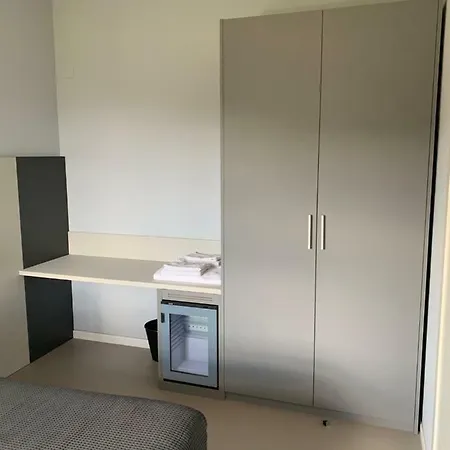 Della Posta Mini-hôtel *